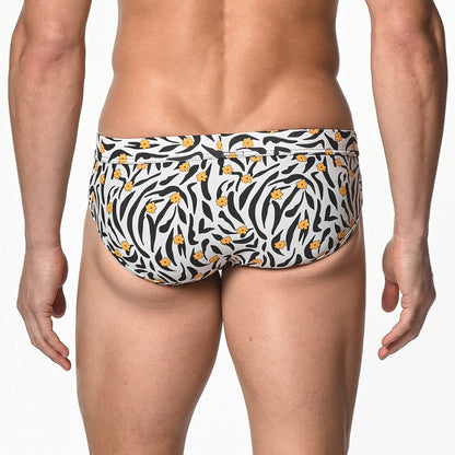 St33le - Freestyle Swim Brief W/ Cup - Blk/Gold/Tiger
